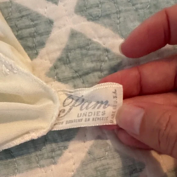 Vintage Slip Lace Bottoms - Picture 2 of 3